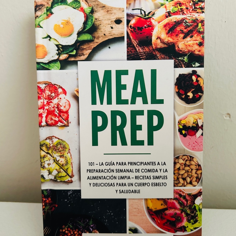 Meal Prep Cookbook - Green & White Cover